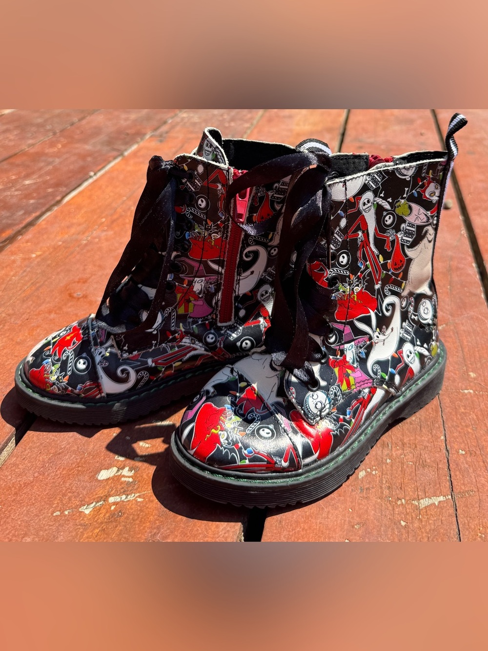 HTF Spellbound Soles Disney The Nightmare Before Christmas Boots kids size 10